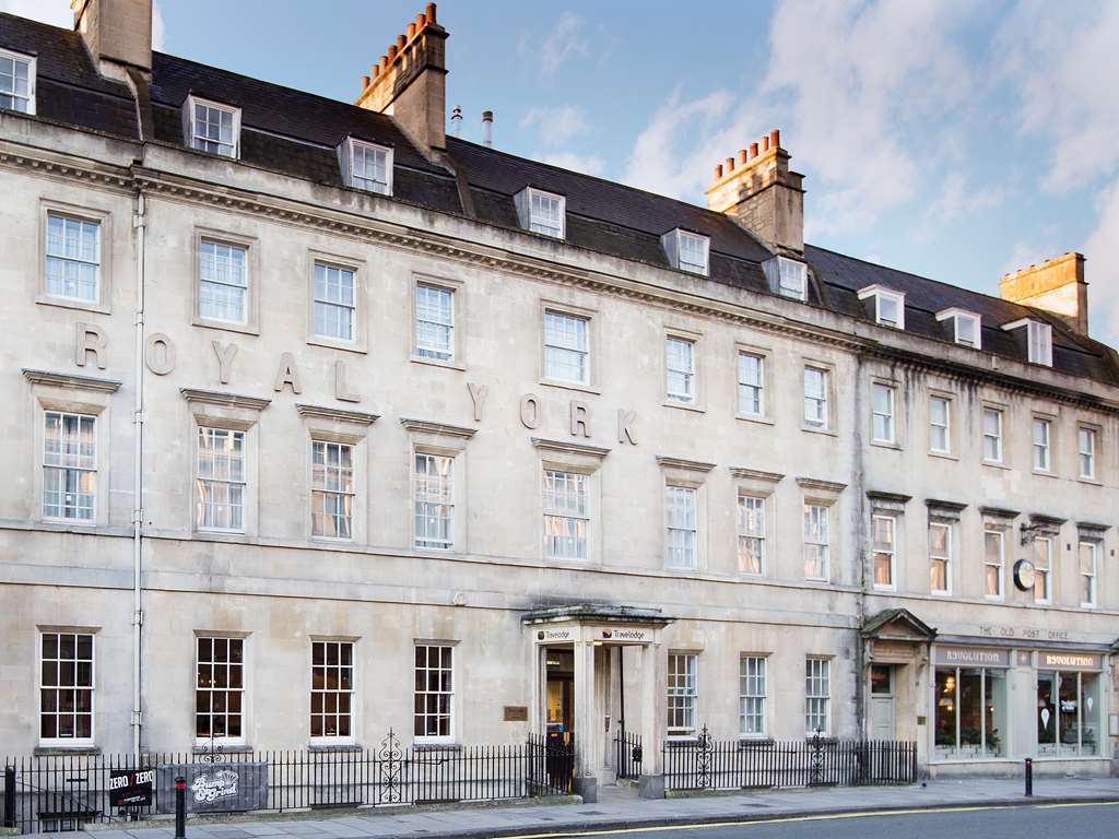 Travelodge Bath Central Exterior photo